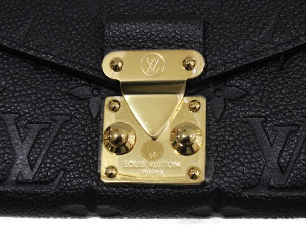 imgrc0075940515 Louis Vuitton Portefeuille Metis Noir Long Wallet