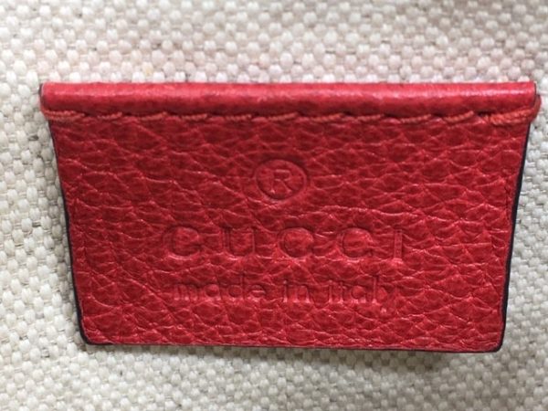 imgrc0078774399 Gucci Body Bag Leather Red