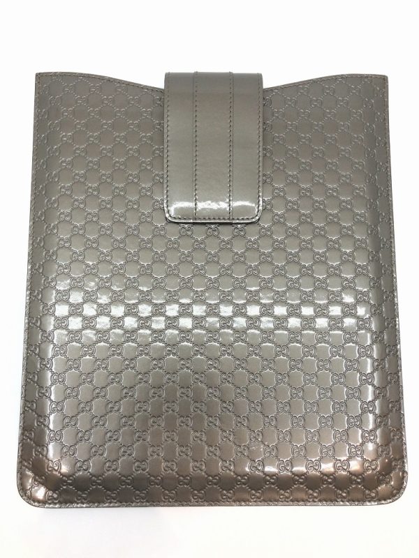 imgrc0078996853 GUCCI Tablet Case Micro GG Patent Leather Gray