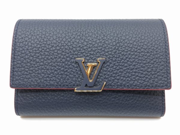 imgrc0079422396 Louis Vuitton Trifold Wallet Portefeuille Capucines Leather Black