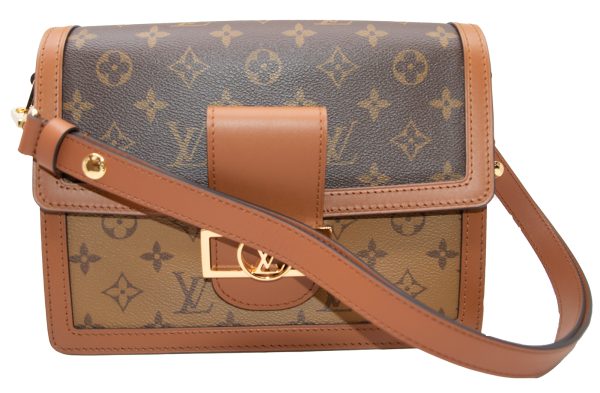 imgrc0079652915 LOUIS VUITTON Dauphine Shoulder Bag Monogram