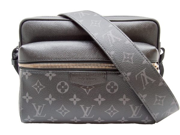 imgrc0079740566 LOUIS VUITTON Bum Bag Outdoor Noir