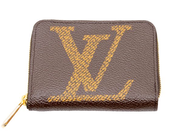 imgrc0079912653 LOUIS VUITTON Zippy Round Zipper Coin Case Monogram