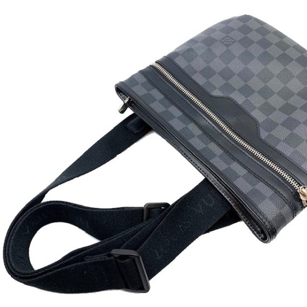 imgrc0080192035 LOUIS VUITTON Thomas Shoulder Bag Damier Graphite Black Gray