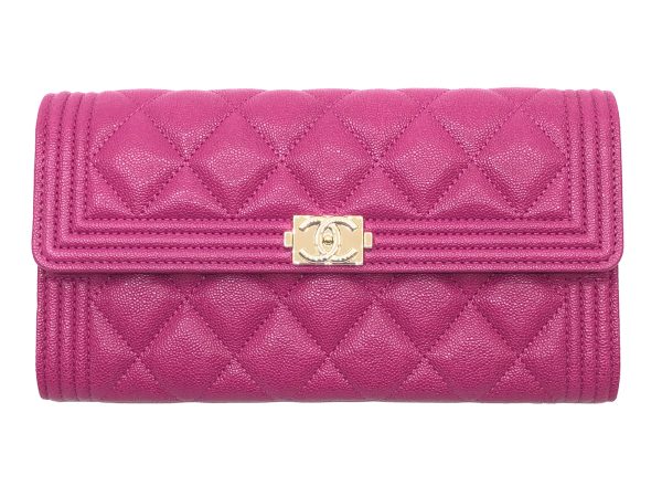 imgrc0080233177 CHANEL Boy Long Wallet Caviar Skin Matelasse Pink