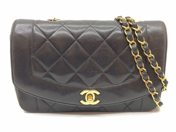 imgrc0080274794 CHANEL Matelasse Shoulder Bag Lambskin Black