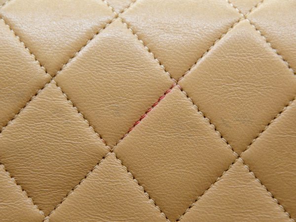 imgrc0080735259 CHANEL Matelasse Chain Shoulder Bag Lambskin Beige Gold