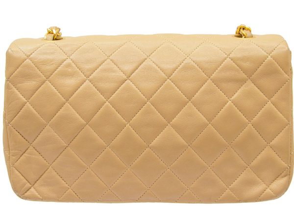 imgrc0080735261 CHANEL Matelasse Chain Shoulder Bag Lambskin Beige Gold