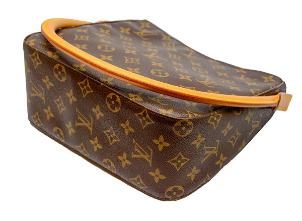 imgrc0080754037 Louis Vuitton Looping MM Handbag Monogram Canvas Brown