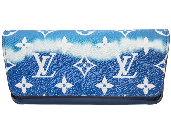 imgrc0080985602 Louis Vuitton Glasses Case LV Escale Leather