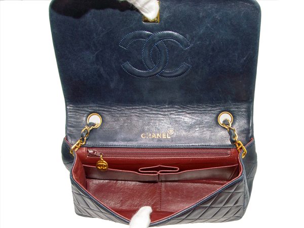 imgrc0081001685 CHANEL Matelasse Chain Shoulder Bag Lambskin Navy Gold