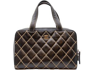 imgrc0081215920 Chanel Matelasse Handbag Caviar Skin Black