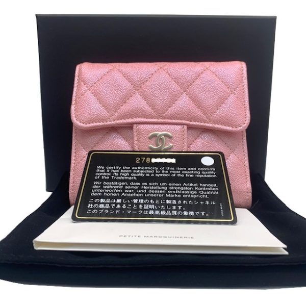 imgrc0081301166 CHANEL Classic Small Flap Wallet Caviar Pink Gold Hardware