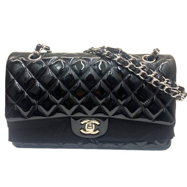 imgrc0081301258 CHANEL Matelasse Chain Shoulder W Flap Black Silver Hardware