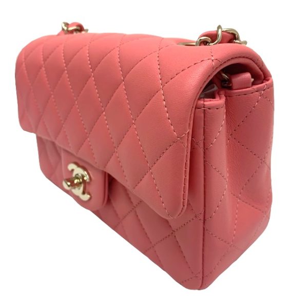 imgrc0082218884 CHANEL Mini Matelasse Chain Shoulder Lambskin Pink