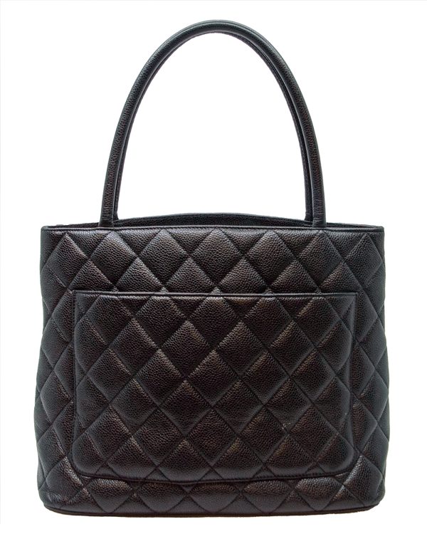 imgrc0082768338 CHANEL Reprint Tote Caviar Skin Matelasse Black