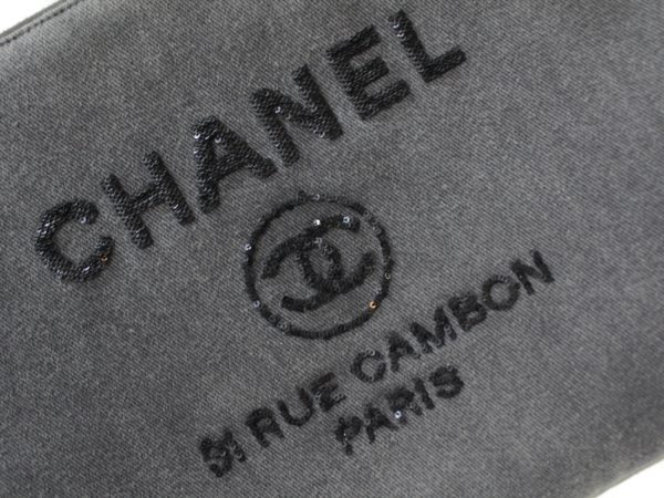 imgrc0083311315 Chanel Clutch Bag Denim Deauville Gray