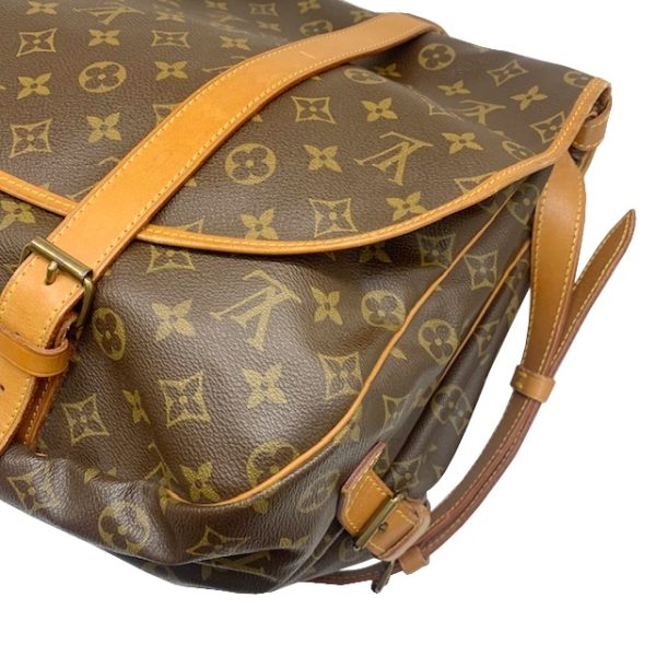 imgrc0083650802 Louis Vuitton Saumur 43 Shoulder Bag Monogram Canvas Brown