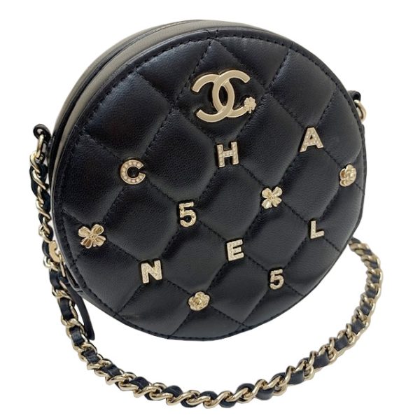 imgrc0083702108 CHANEL Matelasse Lambskin Chain Shoulder Bag Black