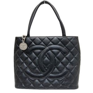 imgrc0084399392 Chanel Coco Handle 29 Matelasse Caviar Skin Handbag Blue A92991