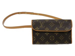 imgrc0084597000 Louis Vuitton Porto Cult Credit Pression Wallet Monogram