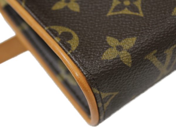 imgrc0084597006 Louis Vuitton Pochette Florentine Pouch Monogram