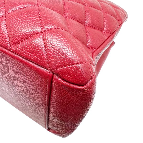 imgrc0085215414 CHANEL GST Chain Tote Caviar Skin Red Silver Hardware