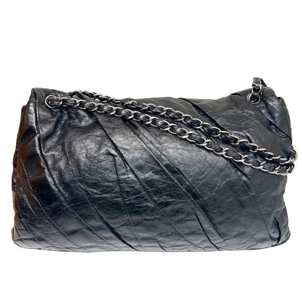 imgrc0085325066 CHANEL Pleated Chain Shoulder Bag Matelasse Black Silver Hardware