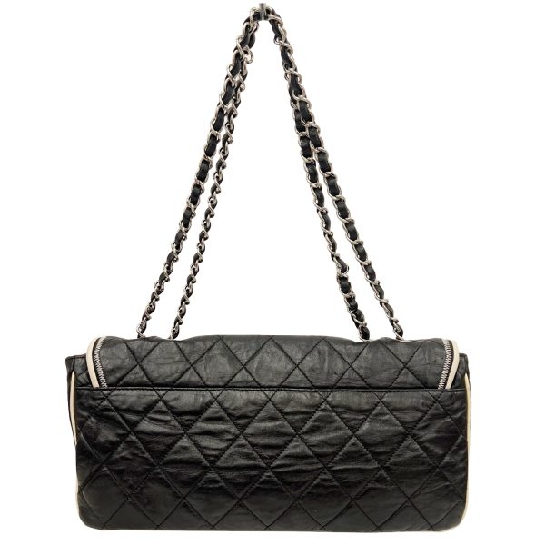 imgrc0085911695 CHANEL Chain Shoulder Bag Matelasse Calf Black Silver Hardware