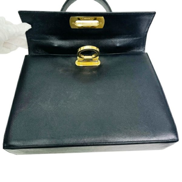 imgrc0086990349 Salvatore Ferragamo Gancini Handbag Leather Black