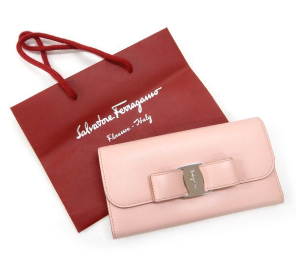 imgrc0087026417 Salvatore Ferragamo Vara Ribbon Bifold Long Wallet Pink