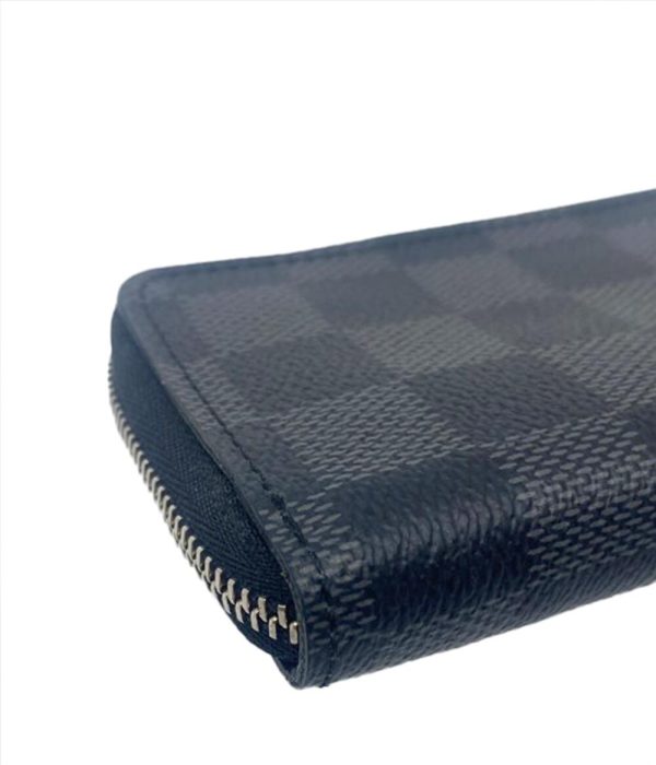 imgrc0087298578 Louis Vuitton Zippy Coin Purse Damier Canvas Graphite