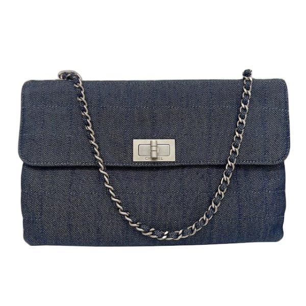 imgrc0087713082 CHANEL 255 Chain Shoulder Denim Shoulder Bag Indigo Blue