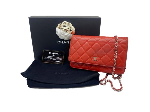 imgrc0087723705 CHANEL Chain Wallet Logo Chain Shoulder Bag Matelasse Rum Rouge