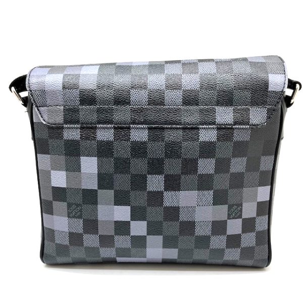 imgrc0088132853 LOUIS VUITTON District PM Shoulder Bag Damier Graphite Pixel