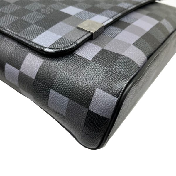 imgrc0088132854 LOUIS VUITTON District PM Shoulder Bag Damier Graphite Pixel