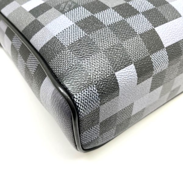 imgrc0088132856 LOUIS VUITTON District PM Shoulder Bag Damier Graphite Pixel