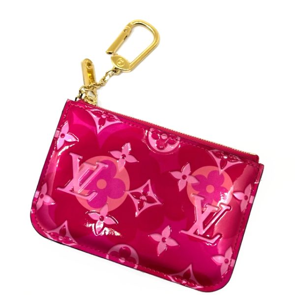 imgrc0088153845 LOUIS VUITTON Pochette Clé Card Case Monogram Vernis Fuchsia