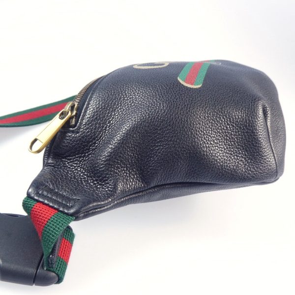 imgrc0089060862 Gucci Vintage Logo Leather Waist Bag Line