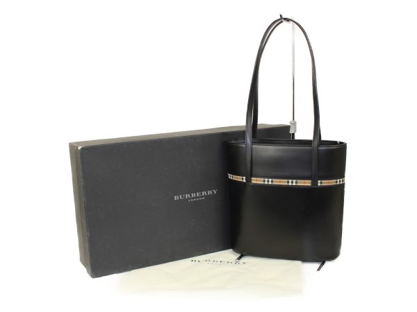 imgrc0089202543 Burberry Tote Leather Handbag Black Beige