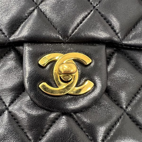 imgrc0089425529 CHANEL Mini Matelasse Chain Shoulder Bag Lambskin Black