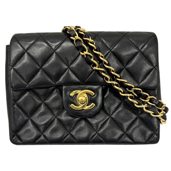 imgrc0089425533 CHANEL Mini Matelasse Chain Shoulder Bag Lambskin Black