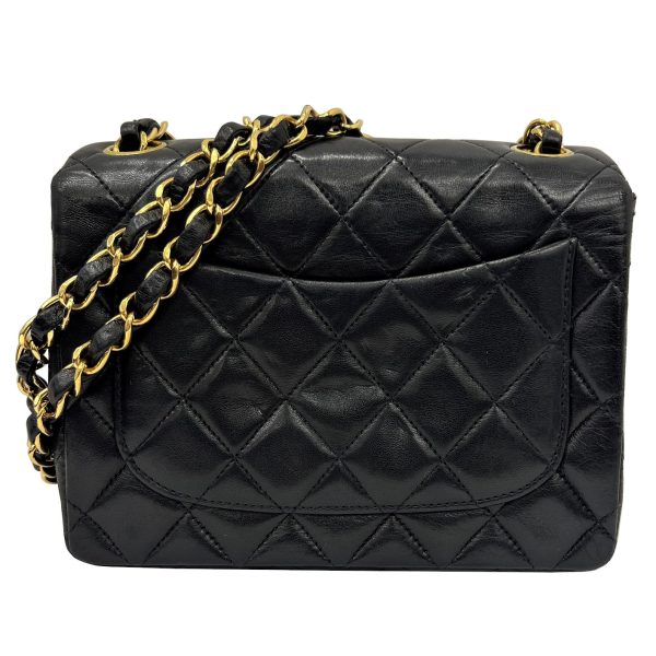 imgrc0089425534 CHANEL Mini Matelasse Chain Shoulder Bag Lambskin Black