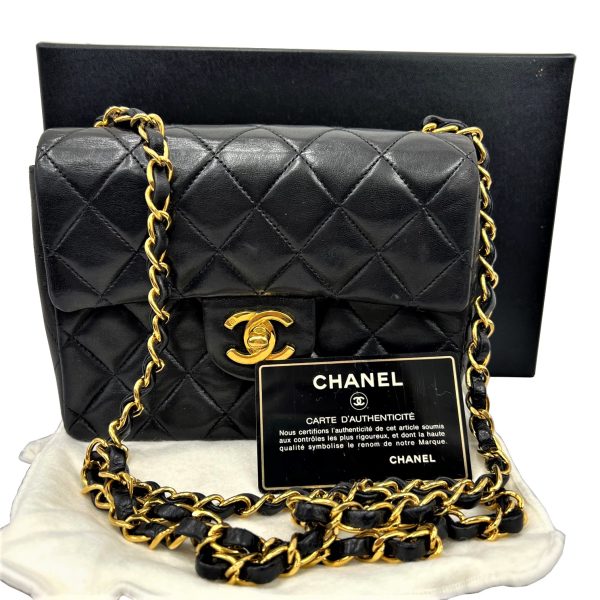 imgrc0089425745 CHANEL Mini Matelasse Chain Shoulder Bag Lambskin Black