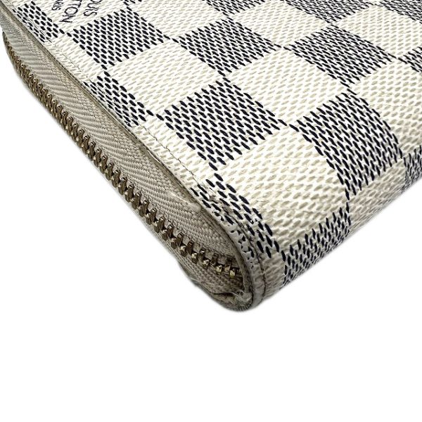 imgrc0089459103 Louis Vuitton Zippy Wallet Damier Azur Canvas White