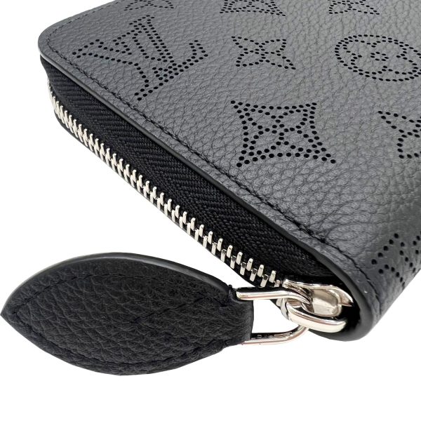 imgrc0089535893 Louis Vuitton Zippy Wallet Long Wallet Mahina Leather Black