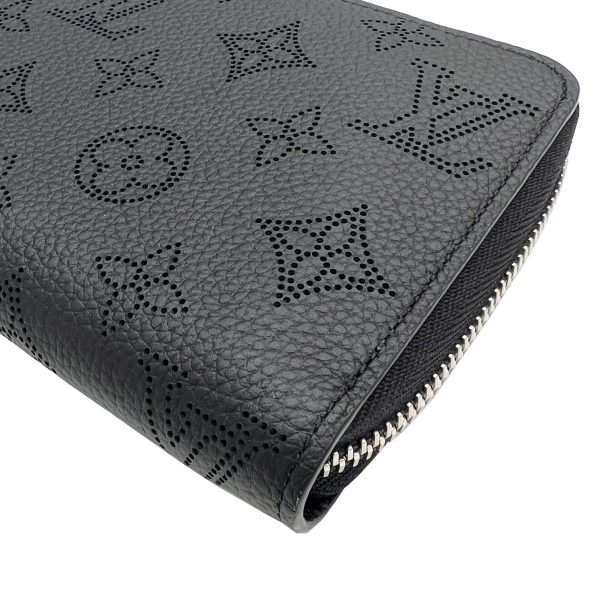 imgrc0089535894 Louis Vuitton Zippy Wallet Long Wallet Mahina Leather Black