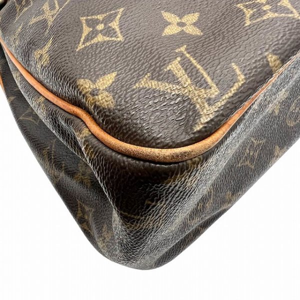 imgrc0089546766 Louis Vuitton Batignolles Tote Bag Monogram Canvas Brown