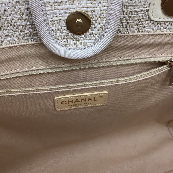 imgrc0089909439 CHANEL Deauville Tote Bag Beige