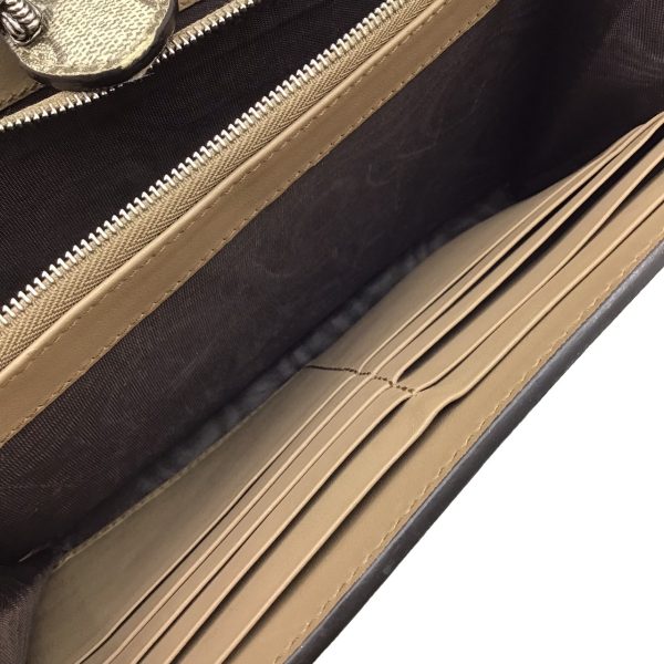 imgrc0089999523 GUCCI Dionysus Chain Wallet GG Supreme Beige